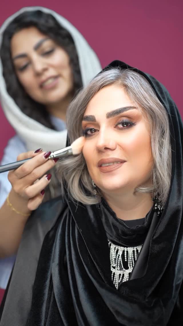 آموزش میکاپ در اصفهان - پوست جوان ساز